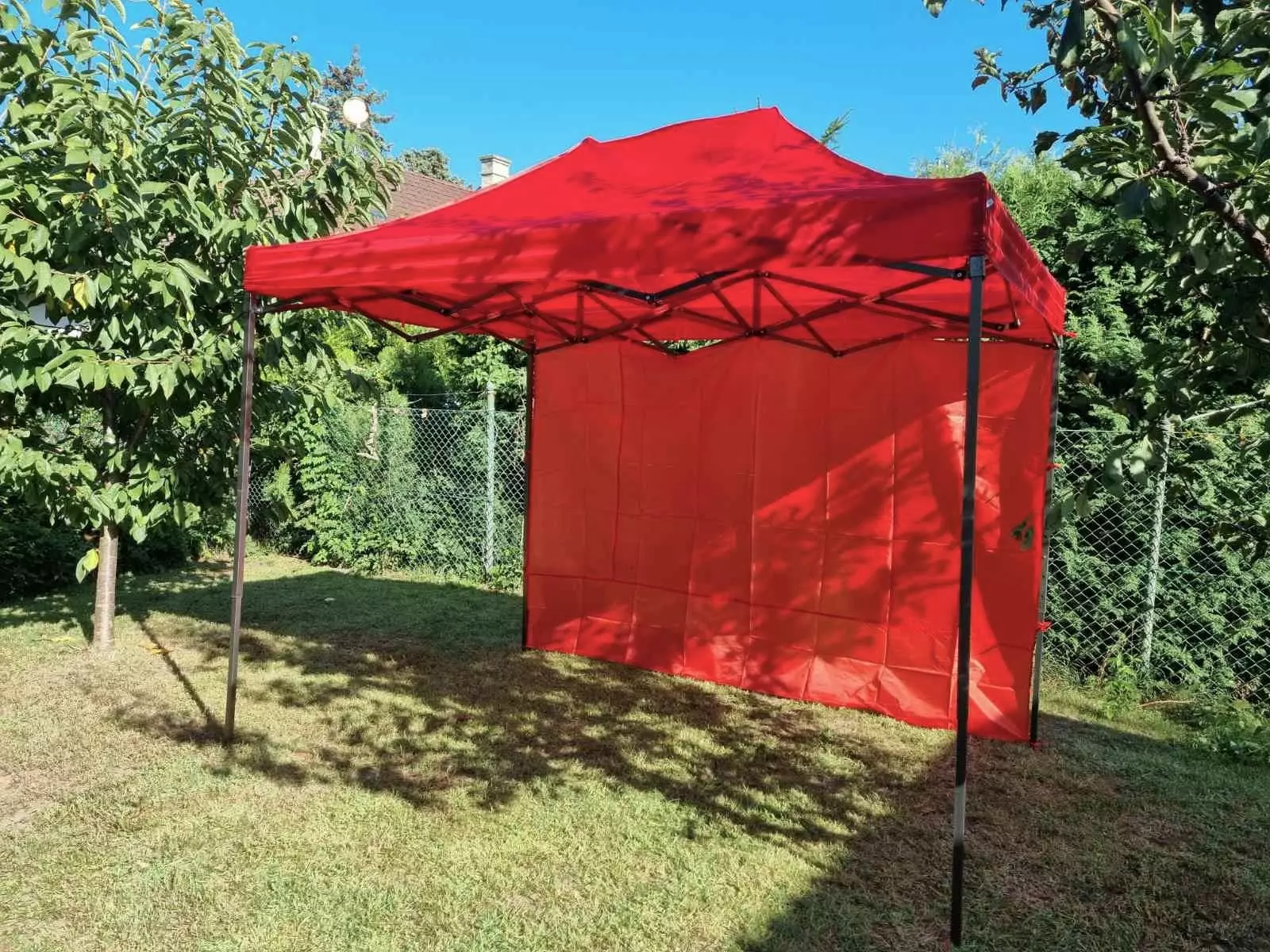 3 méteres oldalfal kerti sátorhoz, pavilonhoz, sörsátorhoz, piros színben OF-3M-P