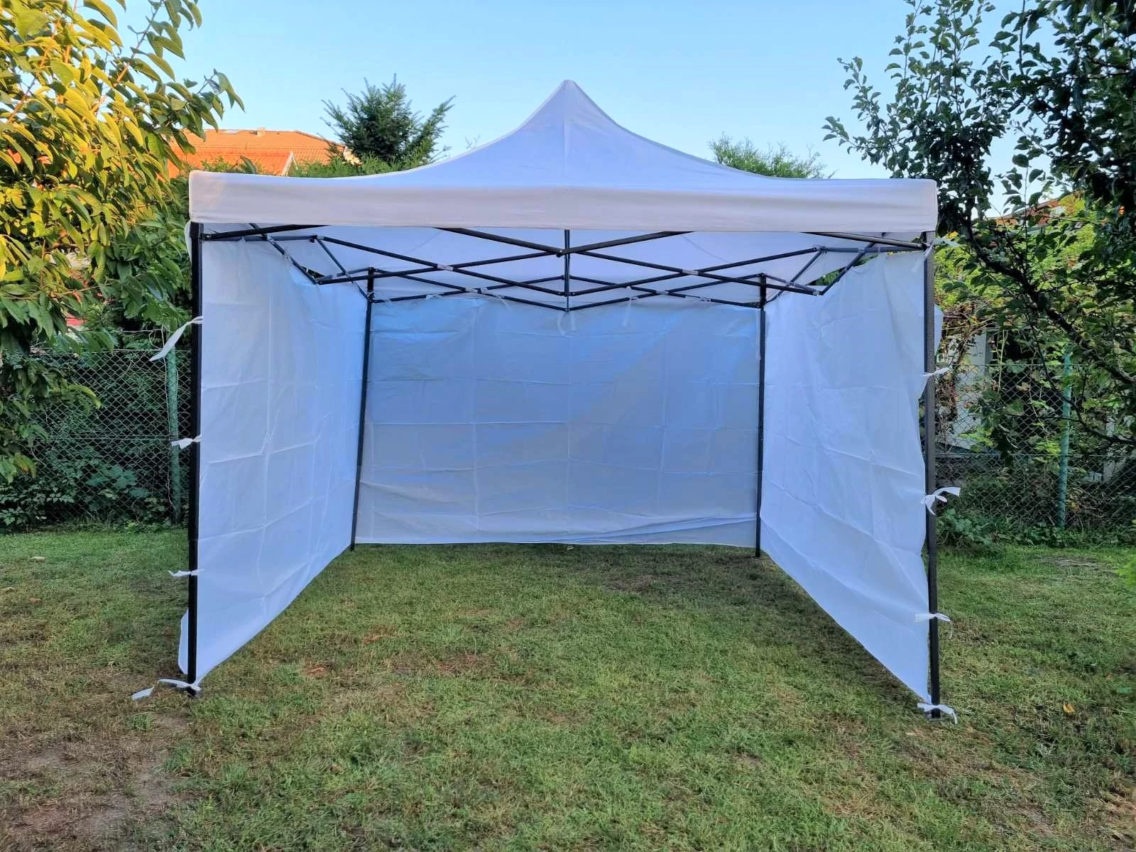 9 méteres oldalfal kerti sátorhoz, pavilonhoz, sörsátorhoz, fehér színben OF-9M-F